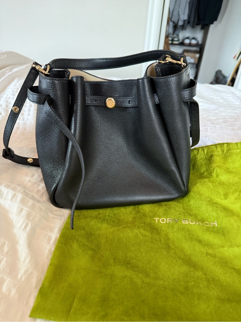 Tory Burch Romy Bucket Bag - Picture 6 of 10